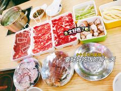 -杨老板·海鲜集市火锅·鲜切牛肉(中防万宝店)