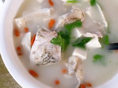 鱼头豆腐汤-津津食品店