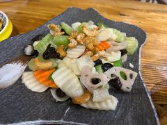 -花溪雨·森林餐厅(石基店)
