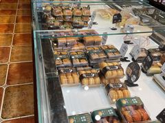 -红跑车蛋糕世界(清江路店)