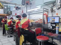 -Bánh Mì Huynh Hoa