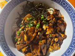 蛤蜊猪肝拌面+虎皮蛋-沪西老弄堂面馆(定西路店)