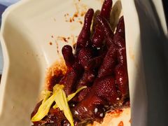 吮指鸡爪-桂满陇-十里风荷(合生汇店)