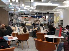 大堂-奈雪的茶(市百一店)