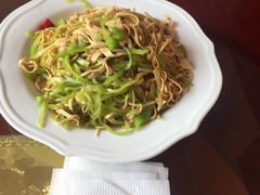 -沽源味道蒙餐莜面烤全羊