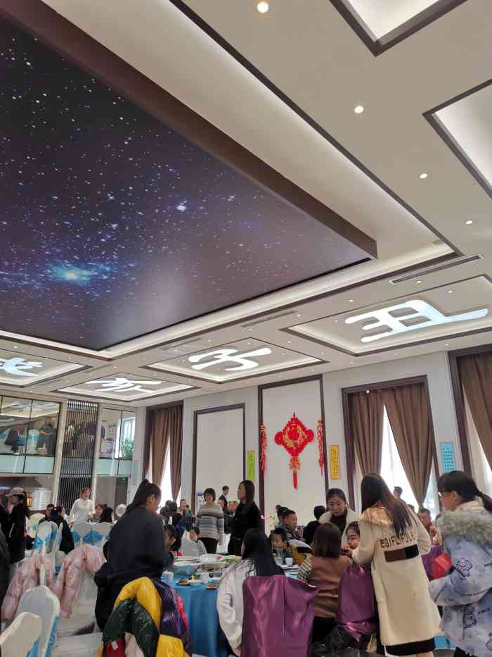 三晋饭庄(建南店)-"太原三晋饭庄,最实惠的饭店,价格也最亲民.