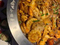 -徐记小怪兽肉蟹煲(中央大街店)