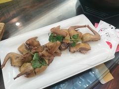 盐焗乳鸽-优之名鹅城