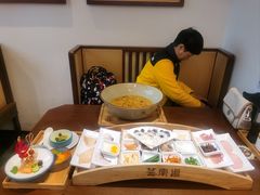 -芸南道·过桥米线(昆明老街旗舰店)