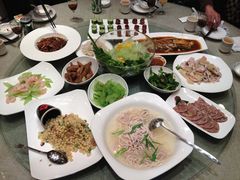 128一位的一桌菜-城南往事济南风味主题餐厅(东环店)