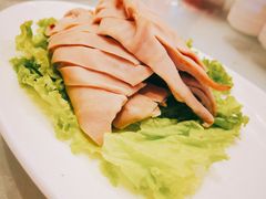 -品悦酒店(三林古镇店)