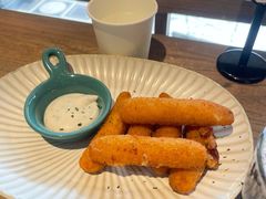 马苏里拉芝士棒配黑松露蛋黄酱-nata&bica(松江大学城店)