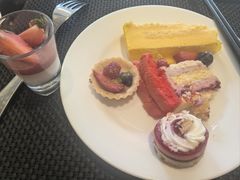 -圣丰索菲特·2 On 988 Café 自助餐厅