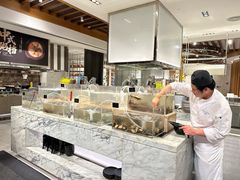 -亚特兰蒂斯-番红花海鲜自助餐厅·鲜活海鲜·小火锅
