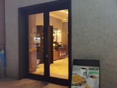 门面-星巴克(海桐路店)