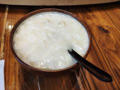 生酸奶-诺敏塔拉奶茶-布里亚特包子-手把肉(锦都会店)