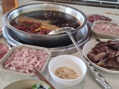 -九尺赵老四鲜鹅肠火锅