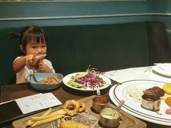 -食间牛排(重庆路万达店)