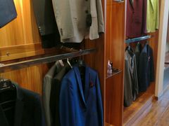 -宇翔服饰(双井桥东首城国际店)