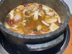 -芸山季·云南山珍菌火锅(南翔印象城MEGA店)