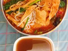 -红鼻子桂林米粉(金唐新光界店)