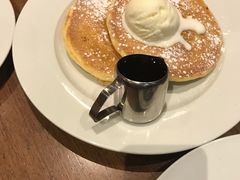 -Pancakes on the rocks(Darling Harbour)
