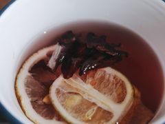 -蜜桃餐厅·伴山(湖滨商业街店)