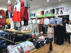 -优衣库(郑州丹尼斯大卫城店)