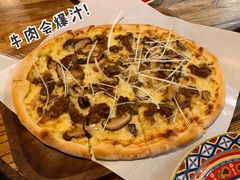 烤牛肉披萨-I HOLIC艾豪丽披萨(KKone店)