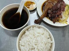 叉鹅腿饭-华香鹅快餐店