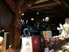 -良友书坊(安徽路店)