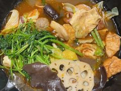 -万记麻辣烫国展总店