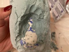 -名创优品(北京新中关购物中心地铁层店)