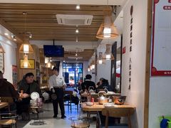 -聚鑫朋酸菜肥肠(九龙仓店)