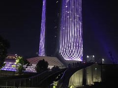 -南京眼步行桥