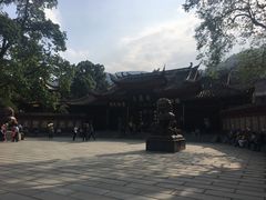 -峨眉山报国寺