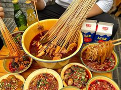 -拈签一笑黄牛肉辣卤串串