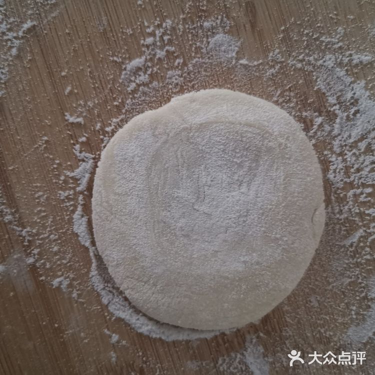 自制香喷喷的五花肉包子