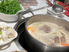 -三人行骨头王火锅(长寿店)