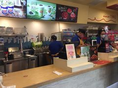 -DQ·蛋糕·冰淇淋(大宁国际商业广场店)