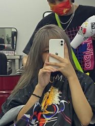 -诗悦发型SALON·圣罗兰店