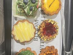 -HOT CRUSH趁热集合·现烤面包(上海环球港店)