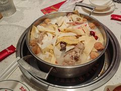 -三人行骨头王火锅(长寿店)