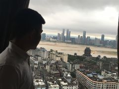 -东方豪景花园酒店·怡景旋转餐厅