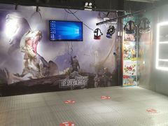 -VR+乐园·VR电竞·家庭亲子·密室逃脱·轰趴团建