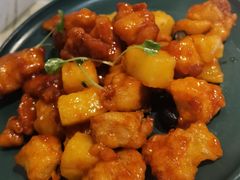 鲜果菠萝里脊-蜜桃花开·中西融合菜E&W(南长街店)