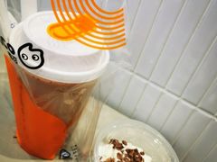 蓬蓬云蜜桃厚乳茶-CoCo都可(湖滨银泰店B区店)