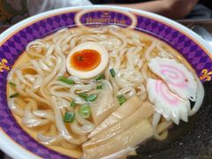 -皇室宴会厅(香港迪士尼乐园)
