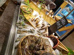 -松山湖凯悦酒店·Café自助餐厅·周末火舞秀表演