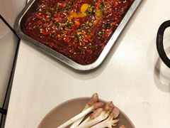 -岗上渣渣老火锅(两路口店)